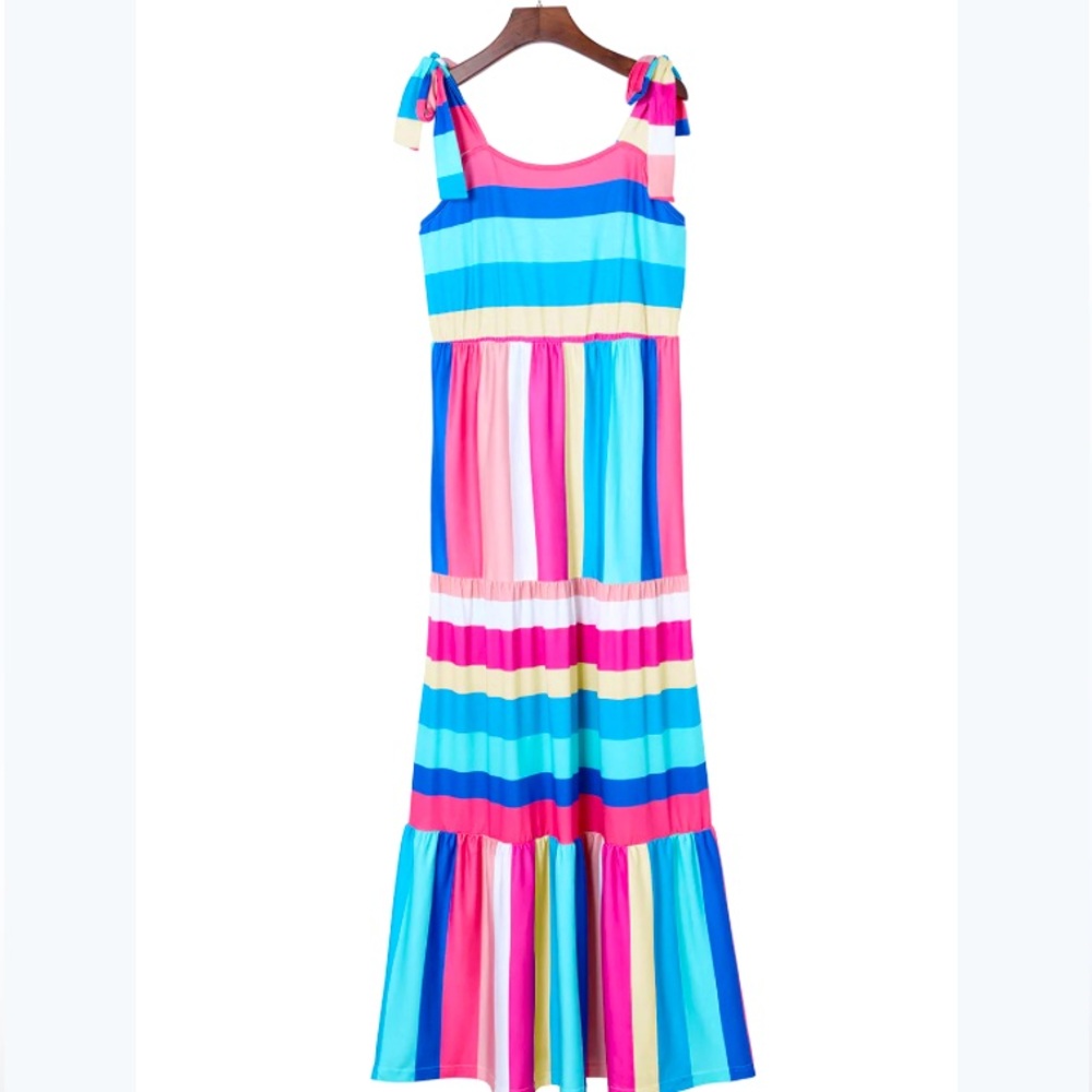 Beautiful color block, strip sleeveless dress, Multicolors, Size Large $10.00